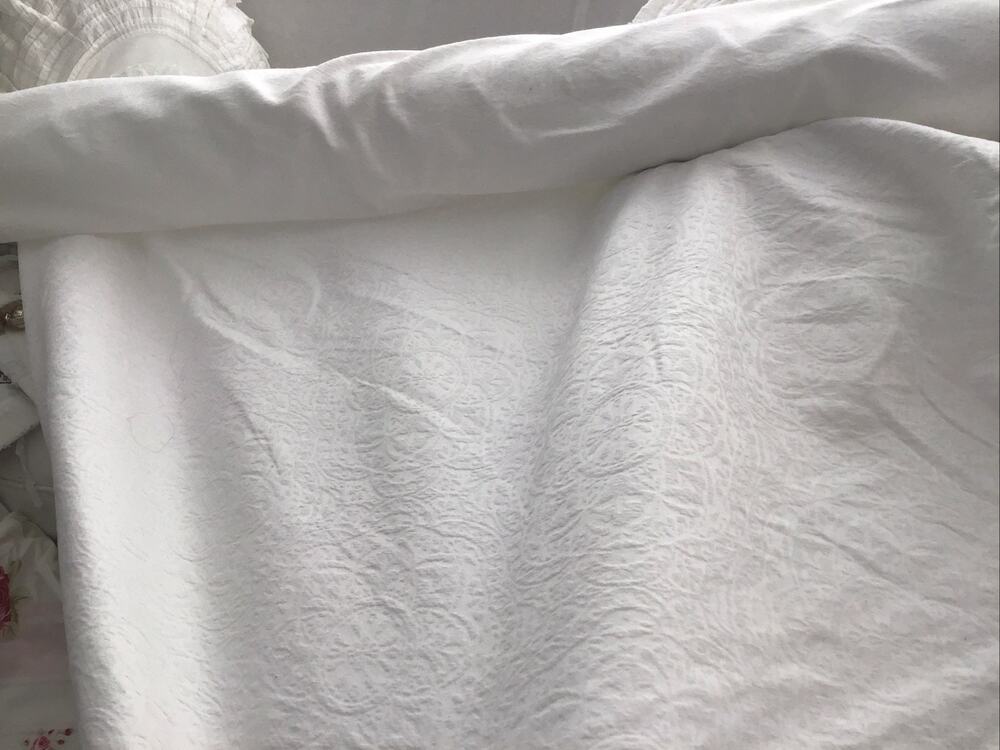 Bella Notte White Matalesse Thick Cotton fabric by yd Coverlets, Upholstery New
